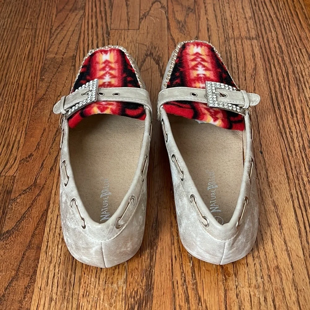 Nature Breeze Beige Southwestern Bling Buckle Flat Loafer Shoes Size 7